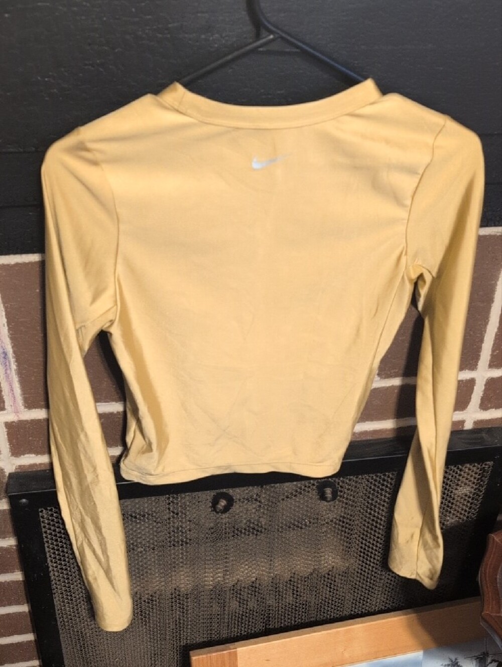 Nike Long Sleeve Crop Top in Gold with White Swoosh - Picture 3 of 4